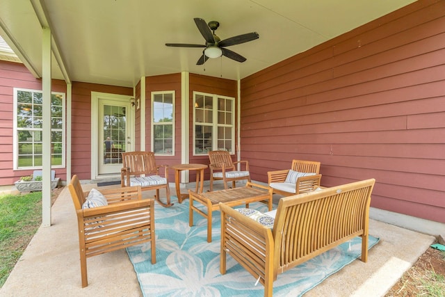 580 Laurel Ln, Murfreesboro, TN 37127 - view of patio with outdoor lounge area and a ceiling fan