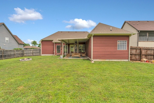 580 Laurel Ln, Murfreesboro, TN 37127 - rear view of house featuring an outdoor fire pit, a patio area, and a ceiling fan