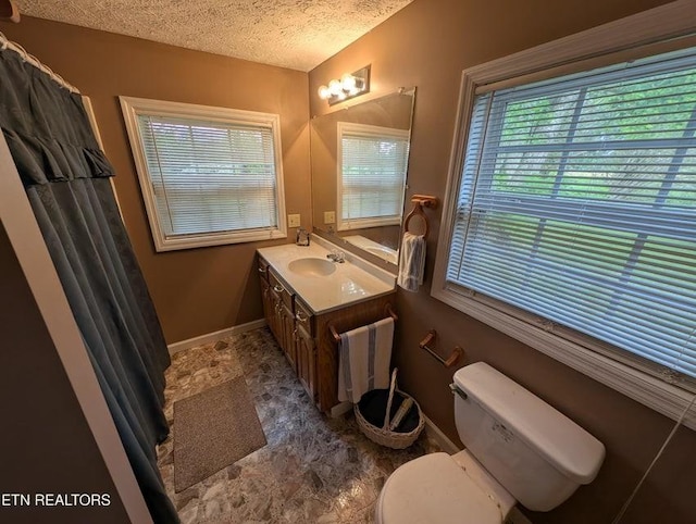 1729 Roslin Rd, Jamestown, TN 38556 - full bathroom featuring vanity, a textured ceiling, and a shower with shower curtain