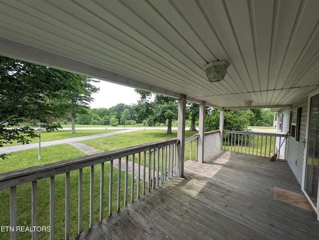 1729 Roslin Rd, Jamestown, TN 38556 - porch featuring a yard