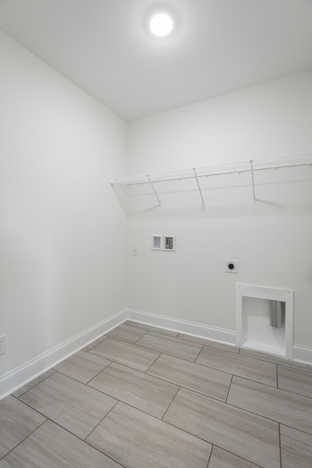 5008 Swan Rd, Chattanooga, TN 37416 - laundry room featuring hookup for an electric dryer and hookup for a washing machine