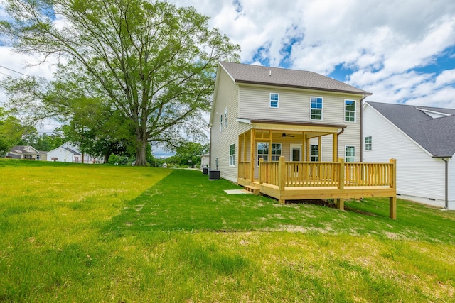 5008 Swan Rd, Chattanooga, TN 37416 - back of property with a wooden deck, a yard, and ceiling fan