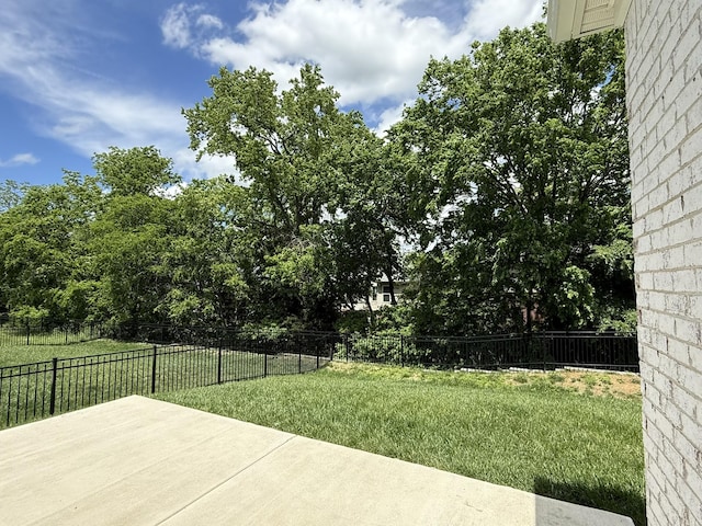122 Blake Ln, Mount Juliet, TN 37122 - view of yard featuring a patio area and view of scattered trees