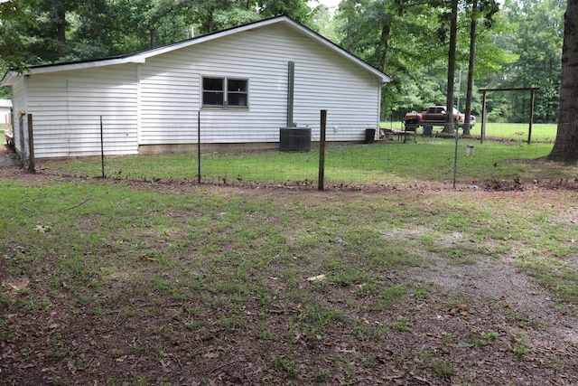 261 Oak Dr, Beechgrove, TN 37018 - view of side of home with central AC unit
