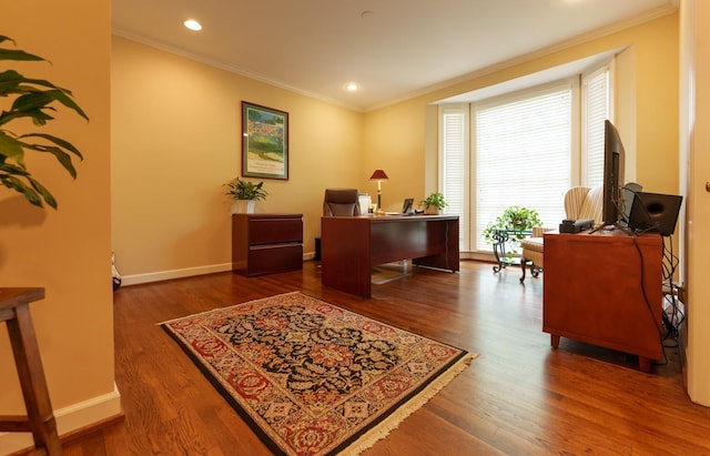 home office with ornamental molding, baseboards, wood finished floors, and recessed lighting