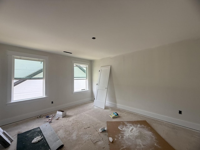 7424 Leelee Dr, Franklin, TN 37064 - empty room featuring baseboards