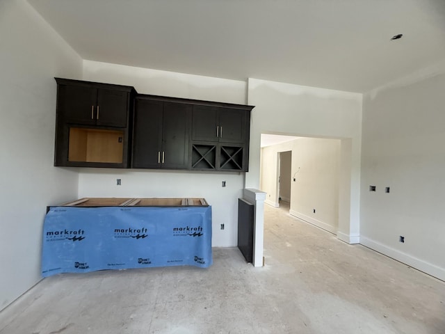 7424 Leelee Dr, Franklin, TN 37064 - kitchen with concrete floors and baseboards