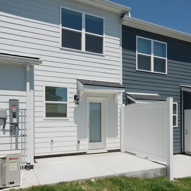 5210 Gladecress Ln, Hermitage, TN 37076 - back of house with a patio