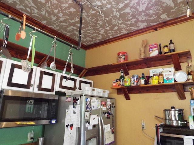 165 E Main St, Alexandria, TN 37012 - detailed view of appliances with stainless steel finishes