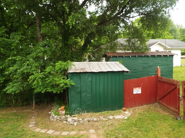 165 E Main St, Alexandria, TN 37012 - view of shed