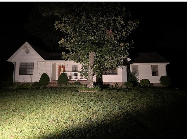 735 Railroad Bed Pike, Summertown, TN 38483 - view of front of house featuring covered porch and a yard