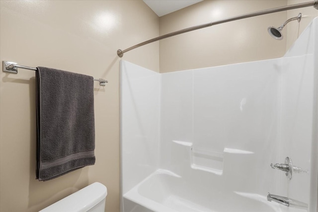 429 Finnhorse Ln, Franklin, TN 37064 - full bathroom featuring toilet and  shower combination