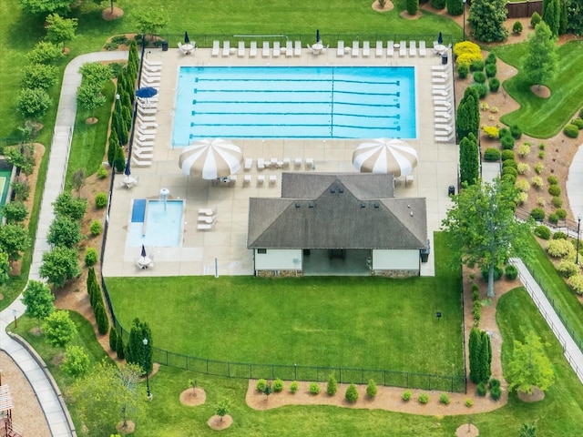 429 Finnhorse Ln, Franklin, TN 37064 - aerial view of property and surrounding area featuring a pool area