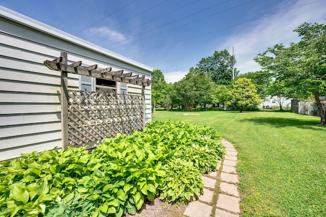 411 Tremont Dr, Murfreesboro, TN 37130 - view of grassy yard featuring a pergola