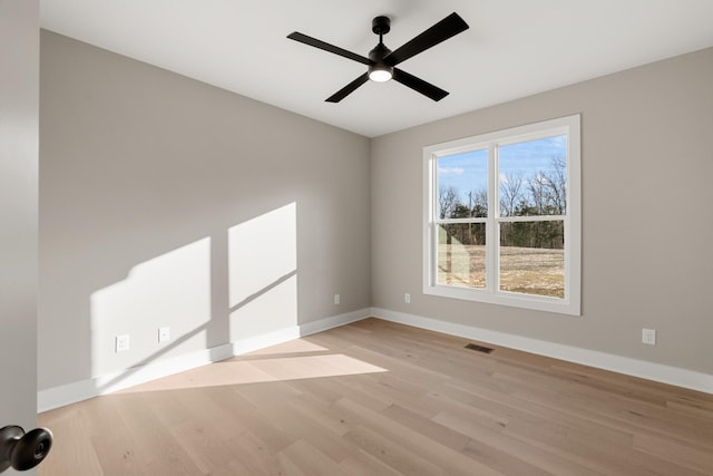 3101 Bluebird Rd, Lebanon, TN 37087 - unfurnished room with light wood-type flooring, baseboards, and ceiling fan
