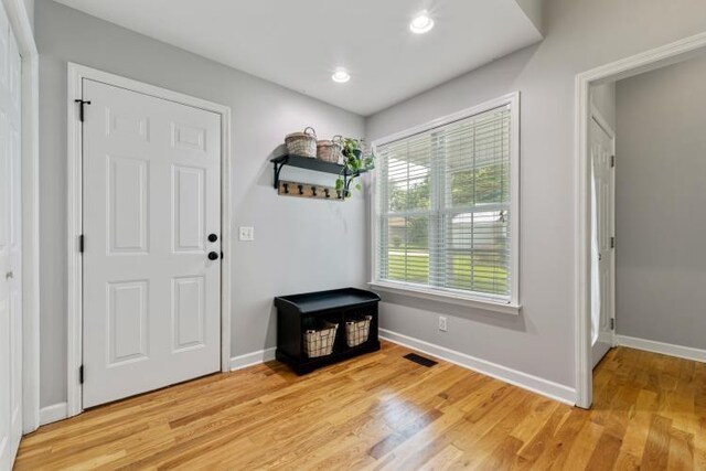 210 Highland Trl, Estill Springs, TN 37330 - foyer with light wood-style floors, baseboards, and recessed lighting