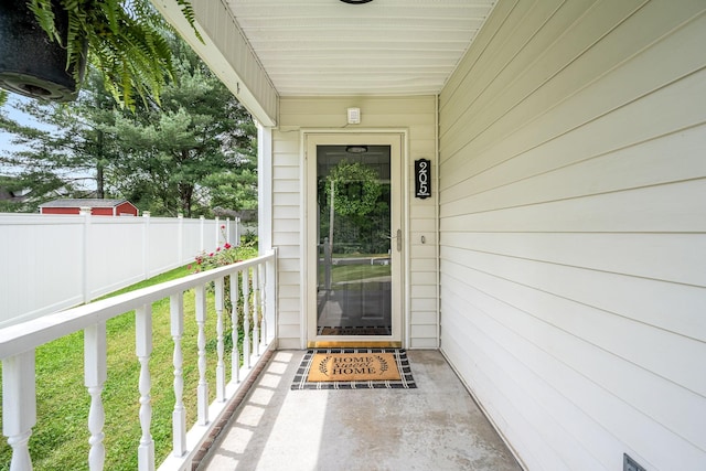 205 Blue Lake Dr, Tullahoma, TN 37388 - view of exterior entry with covered porch