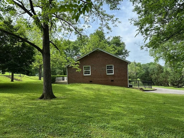 108 Sunset Dr, Pulaski, TN 38478 - view of side of property featuring crawl space and brick siding