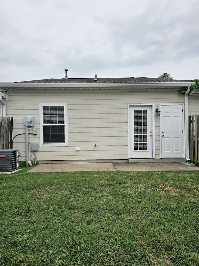 1040 Charlie Daniels Pkwy Unit 111, Mount Juliet, TN 37122 - rear view of house featuring a patio and central AC unit