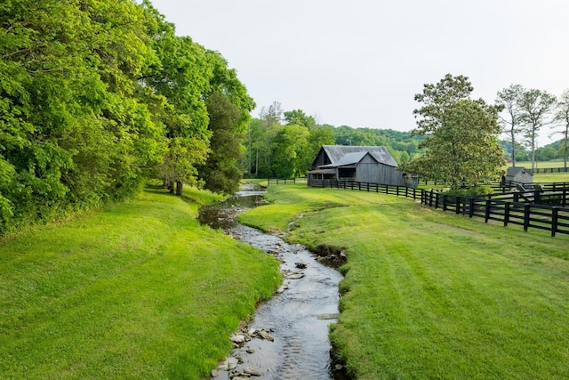 5620 Leipers Creek Rd, Franklin, TN 37064 - view of yard with an outbuilding and an exterior structure