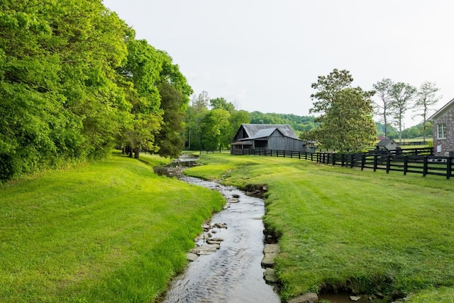 5620 Leipers Creek Rd, Franklin, TN 37064 - view of yard featuring an outdoor structure