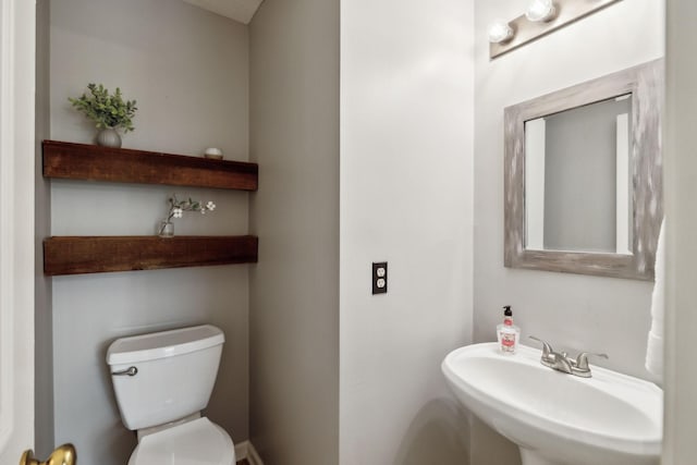 2981 Buckner Ln, Spring Hill, TN 37174 - half bathroom featuring toilet and a sink