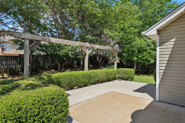 2981 Buckner Ln, Spring Hill, TN 37174 - fenced backyard with a patio area