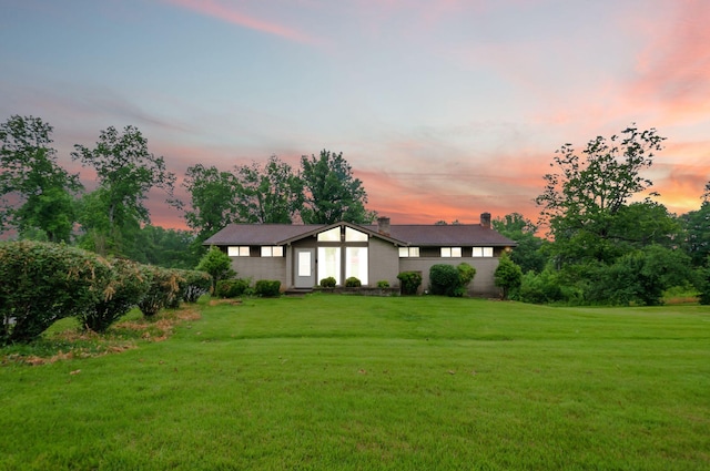 1033 Pine Valley Rd, Kingston Springs, TN 37082 - view of front facade with a lawn and a chimney
