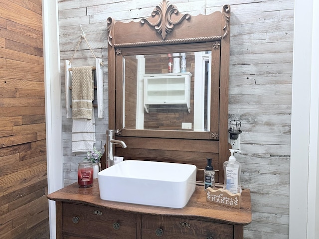 540 Grindstone Hollow Rd, Dickson, TN 37055 - bathroom with wood walls and vanity