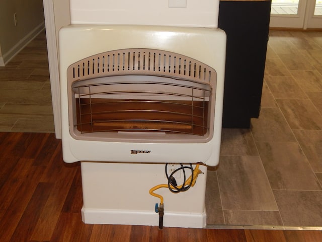 3355 Willie Mauldon Rd, Lutts, TN 38471 - detailed view of heating unit and wood finished floors