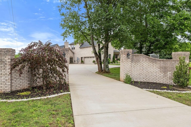 4999 Crescent Ln, Murfreesboro, TN 37128 - view of community with concrete driveway