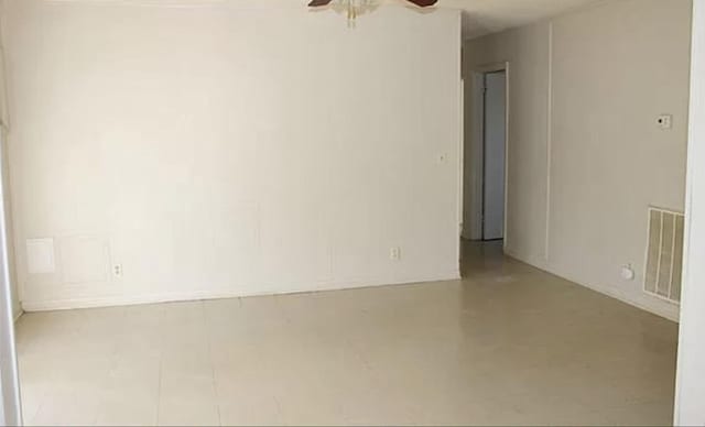149 Hollywood Blvd, Gallatin, TN 37066 - unfurnished room with a ceiling fan