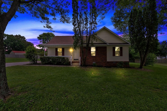 6109 Ebenezer Rd, Greenbrier, TN 37073 - view of front facade with a porch and a yard