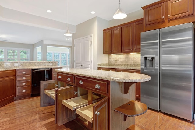 221 Antebellum Ln, Mount Juliet, TN 37122 - kitchen featuring stainless steel fridge with ice dispenser, black dishwasher, healthy amount of natural light, light wood-style flooring, and recessed lighting