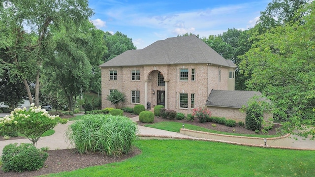 9619 Deer Track Ct, Brentwood, TN 37027 - view of front facade with a front yard and brick siding