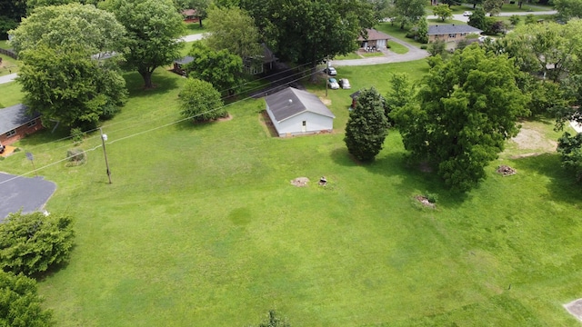 1305 Ellington Dr, Lafayette, TN 37083 - drone / aerial view