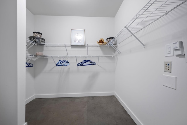 1510 Demonbreun St Unit 712, Nashville, TN 37203 - view of walk in closet