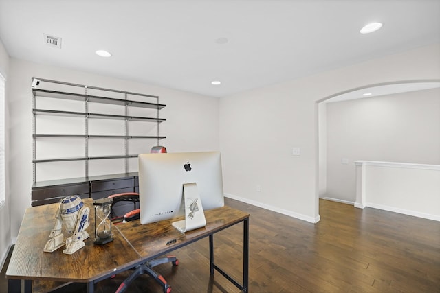 home office featuring wood finished floors, recessed lighting, and baseboards