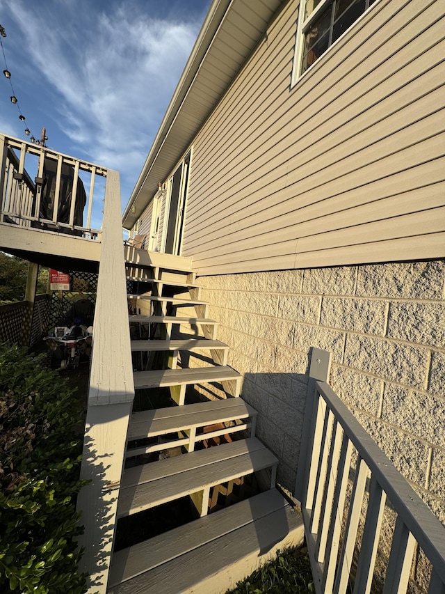 162 Pigeon Roost Rd, Brush Creek, TN 38547 - view of stairs