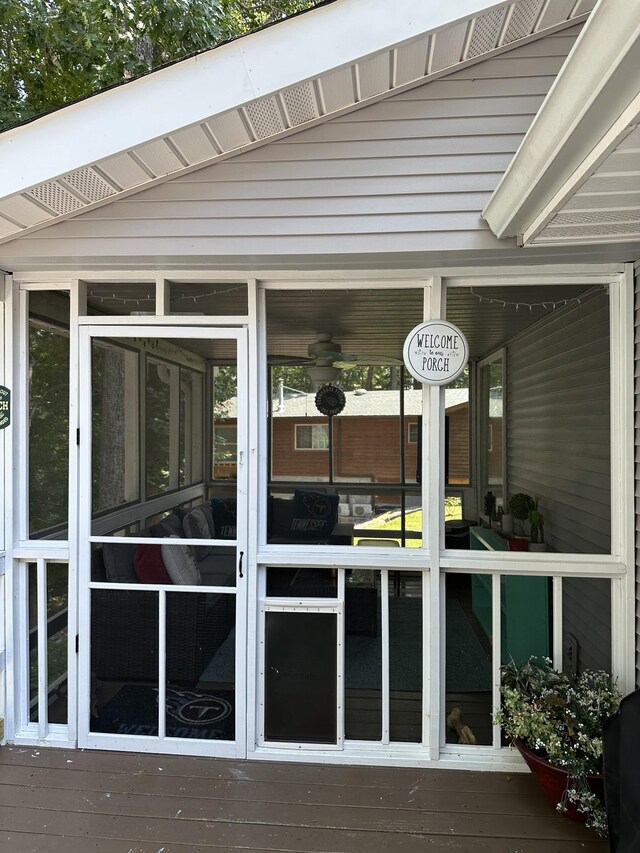 434 Hickman Shores Rd, Dover, TN 37058 - exterior view