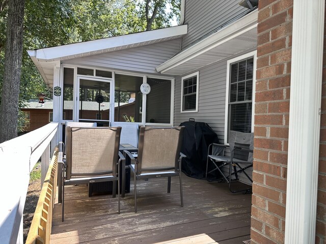 434 Hickman Shores Rd, Dover, TN 37058 - view of wooden deck
