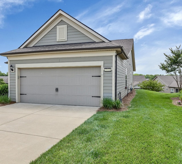 1514 Bledsoe Knl, Spring Hill, TN 37174 - garage with driveway