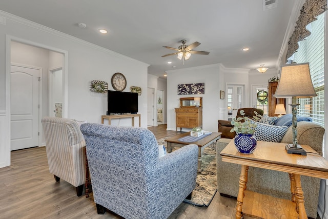 1514 Bledsoe Knl, Spring Hill, TN 37174 - living room with wood finished floors, a ceiling fan, crown molding, and recessed lighting
