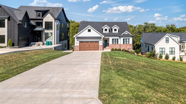 314 N Porter St, Winchester, TN 37398 - modern farmhouse featuring driveway, a front lawn, an attached garage, and brick siding