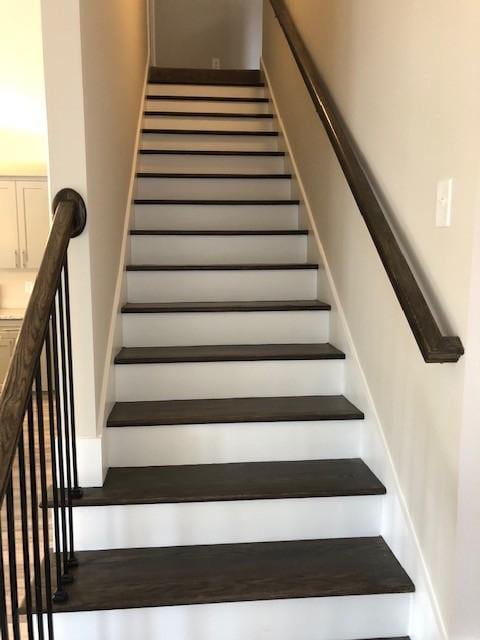 2126 Hospitality Ln, Murfreesboro, TN 37128 - view of stairway