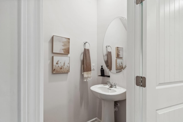 105 Grayson Cir, Chapel Hill, TN 37034 - bathroom with a sink
