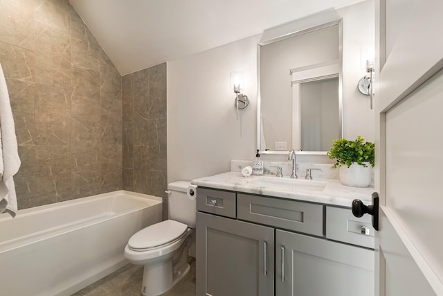 4617 Delta Springs Ln, Franklin, TN 37064 - bathroom with toilet, vaulted ceiling, vanity, and shower / bath combination