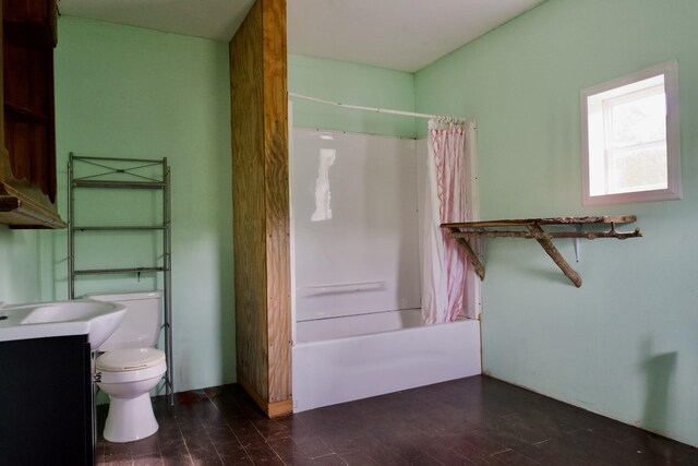 40A Barker Cove Loop, Palmer, TN 37365 - full bath with toilet, shower / bathtub combination with curtain, vanity, and wood finished floors