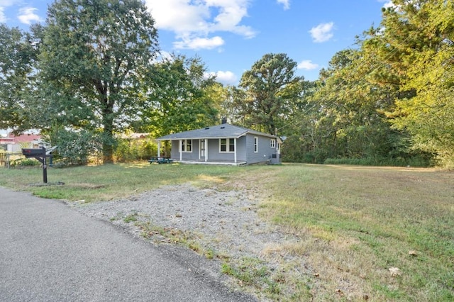 119 Wynns Ferry Rd, Dover, TN 37058 - view of front of property featuring a front lawn