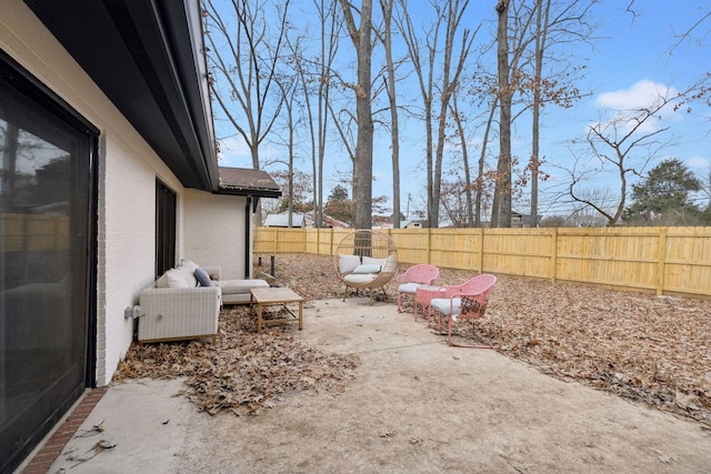 512 Westwood Dr, Tullahoma, TN 37388 - view of patio featuring a fenced backyard